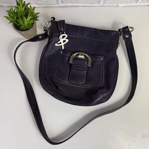 B. Makowsky Buckle Purple Crossbody Leather Bag
